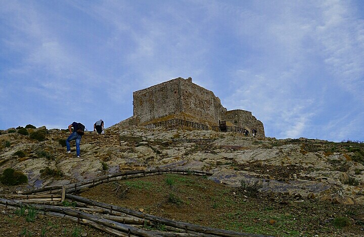 The hike to volterraio fortress